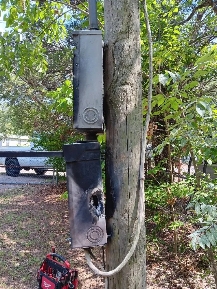 Slide of De Franco Electric