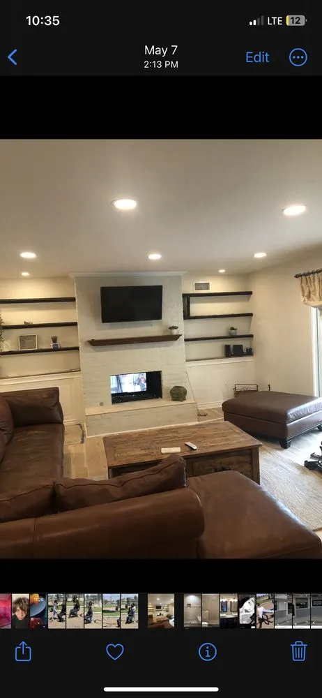 Slide of De La Torre Construction