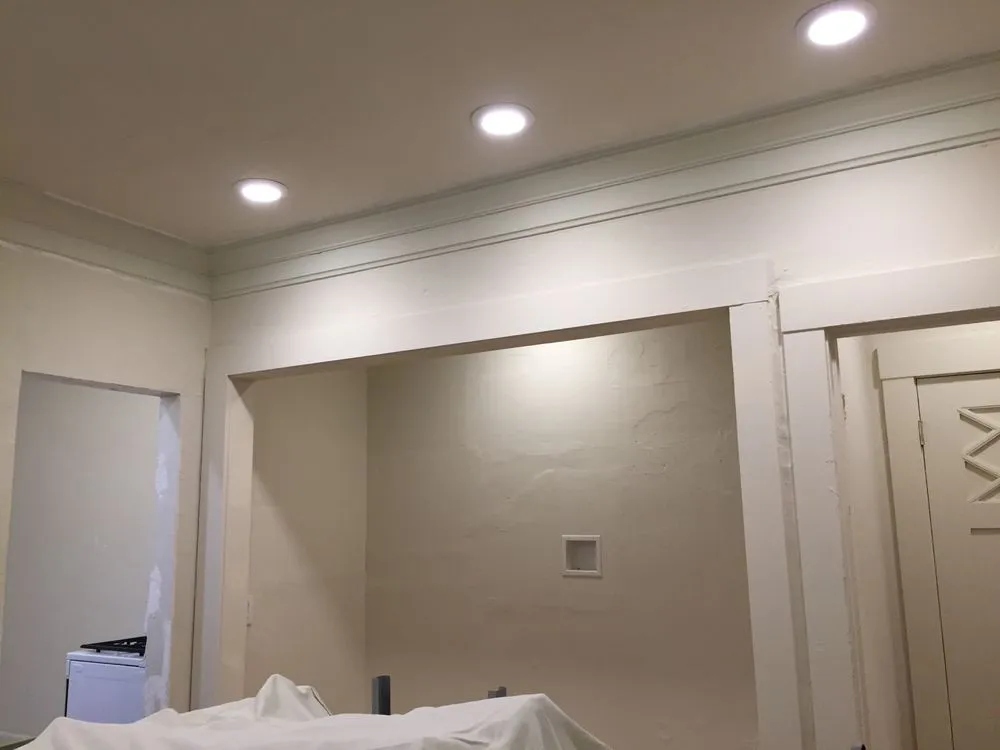 Slide of De La Vara Electric