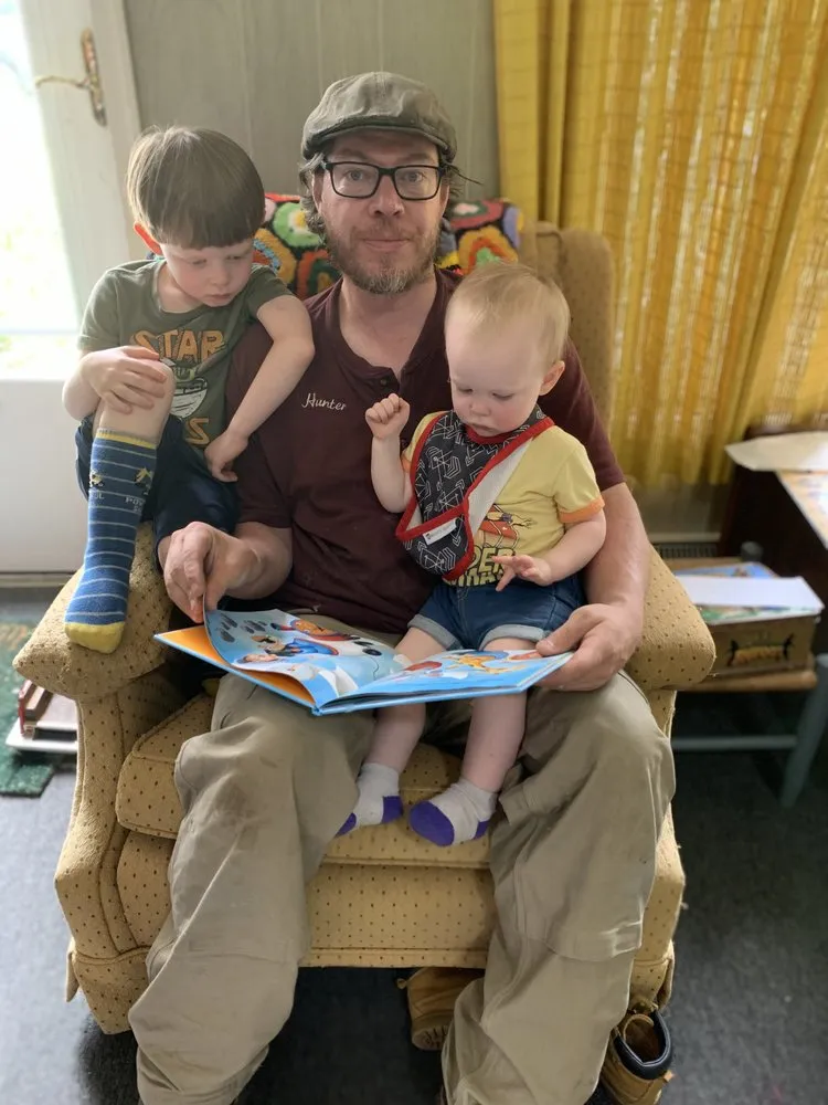 Slide of Dean Electric Electrical Contractors