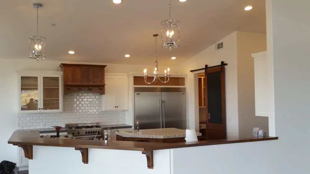 Slide of Dean's Electrical Services