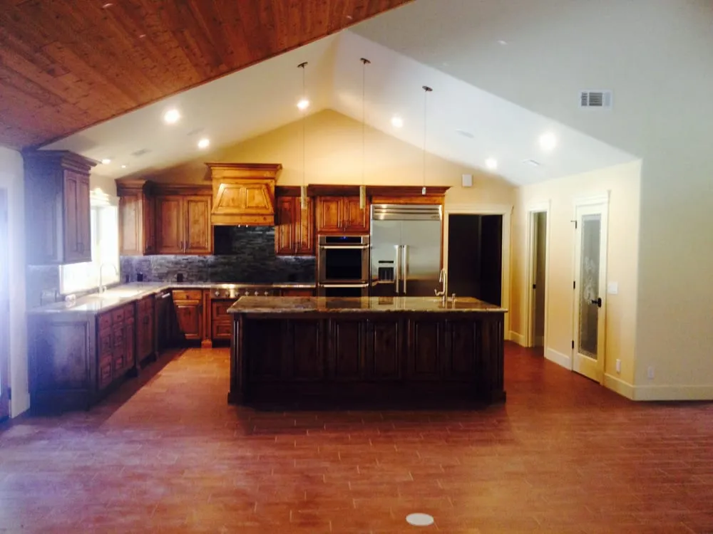 Slide of Dean's Electrical Services