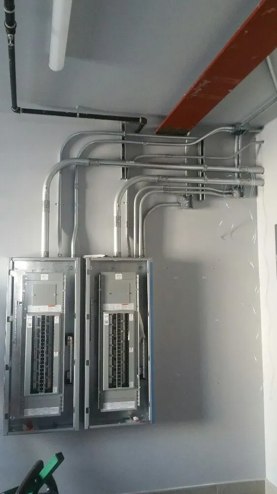 Slide of Dean's Electrical Services