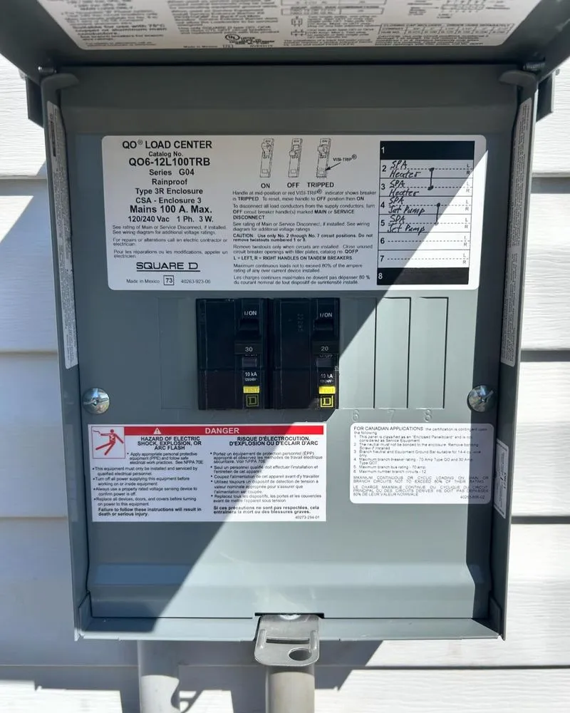 Slide of Deep Ellum Electrician