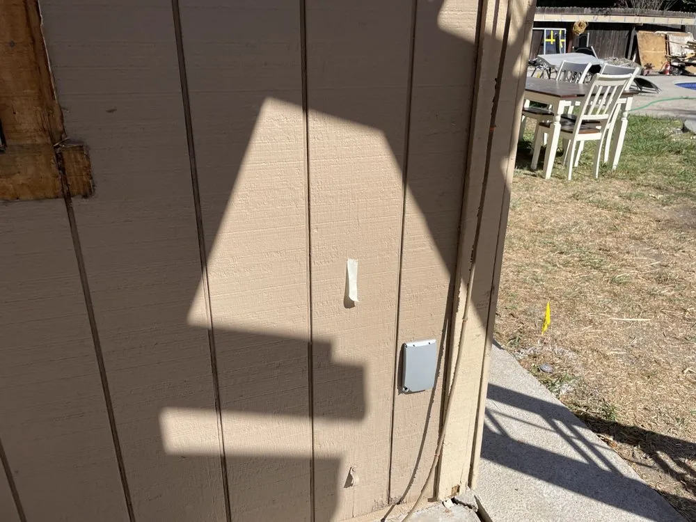 Slide of Degante Electric