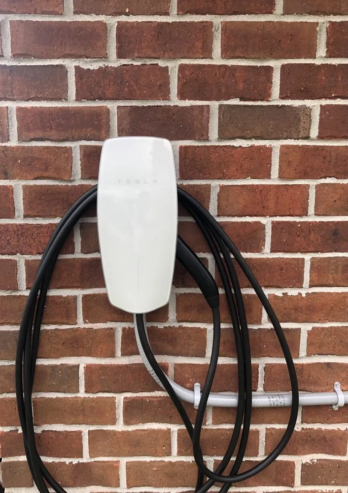 Slide of DeGraaf Electrical Services