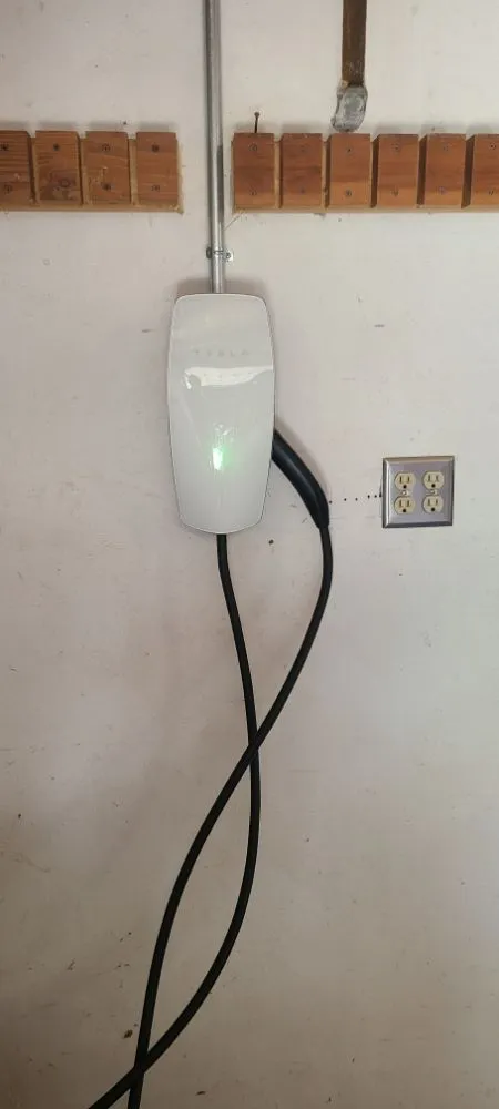 Slide of Dejan Electric