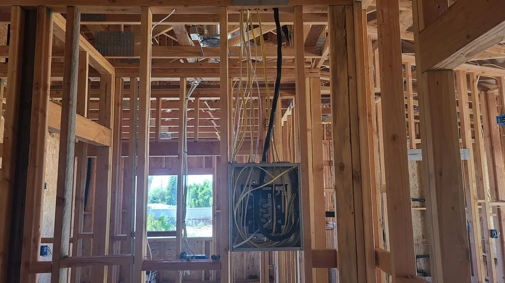 Slide of Dejan Electric