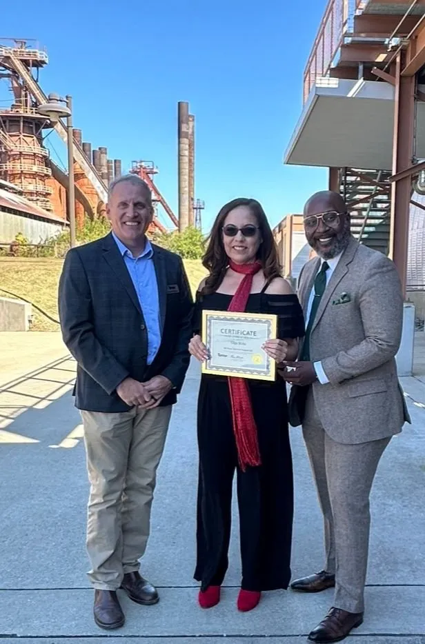 Slide of Del Nayar Electrical Support