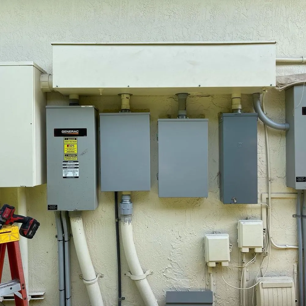 Slide of Del Rey Master Electrician