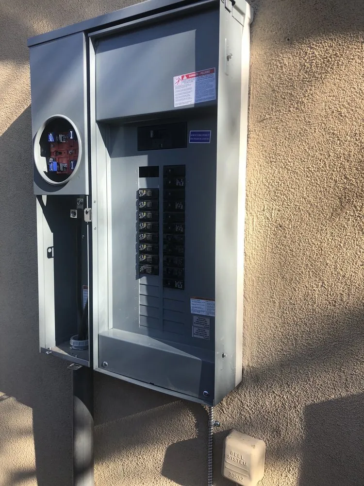 Slide of Del Rio Electric