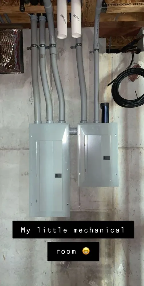 Slide of Del Toro Electric