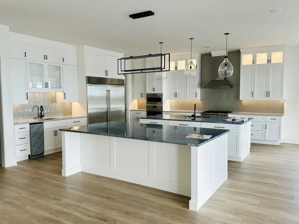 Slide of Del Vecchio Electric