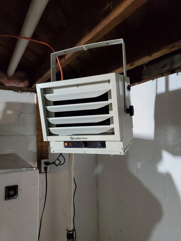 Slide of Delcollo Electric