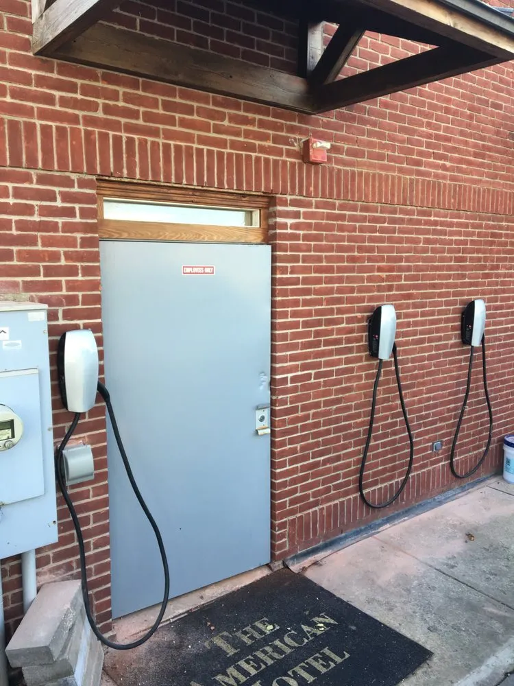 Slide of DelCore Electric