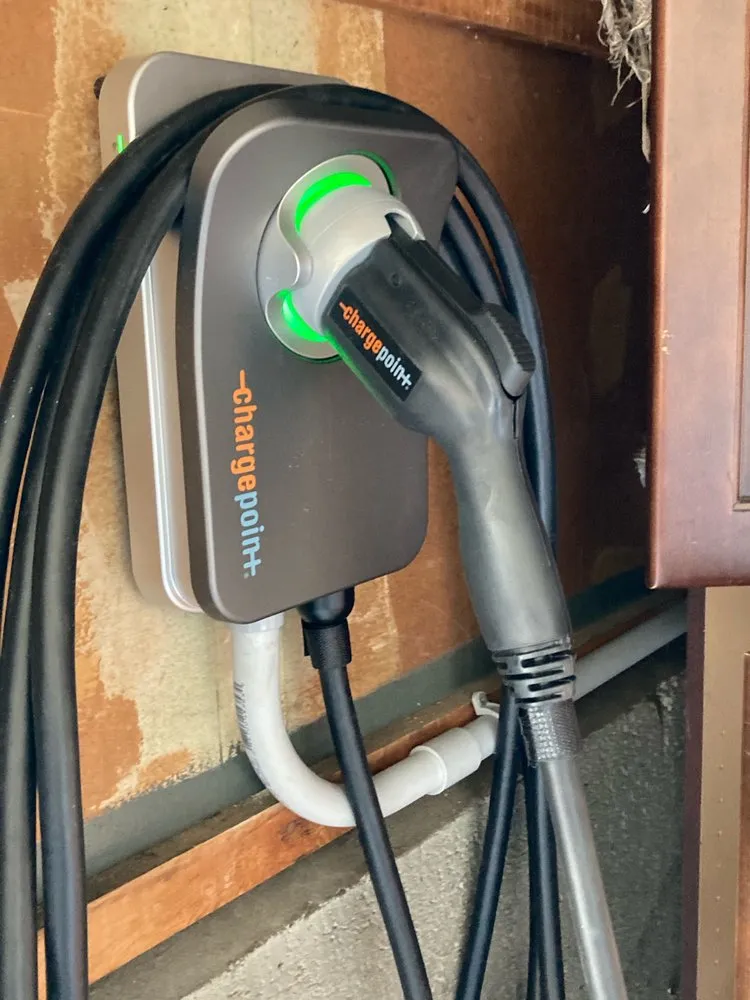 Slide of DelCore Electric