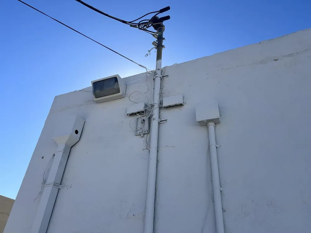 Slide of Delmayo Electric