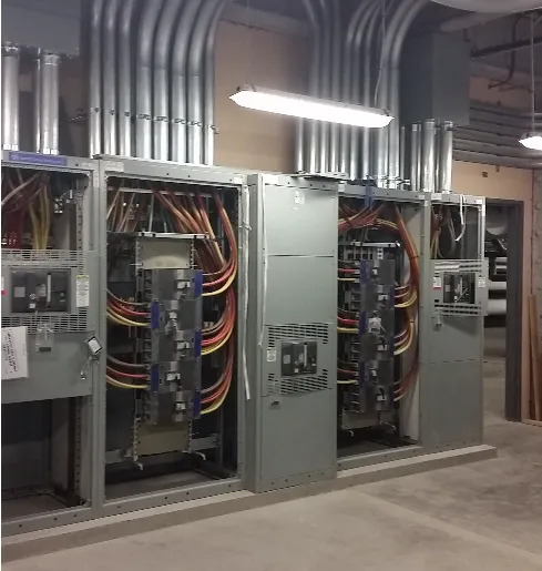 Emergency electrical service for homes in circuit breaker repair,  by 