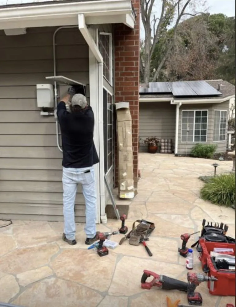 Professional electrical service for homes in lighting installation, by