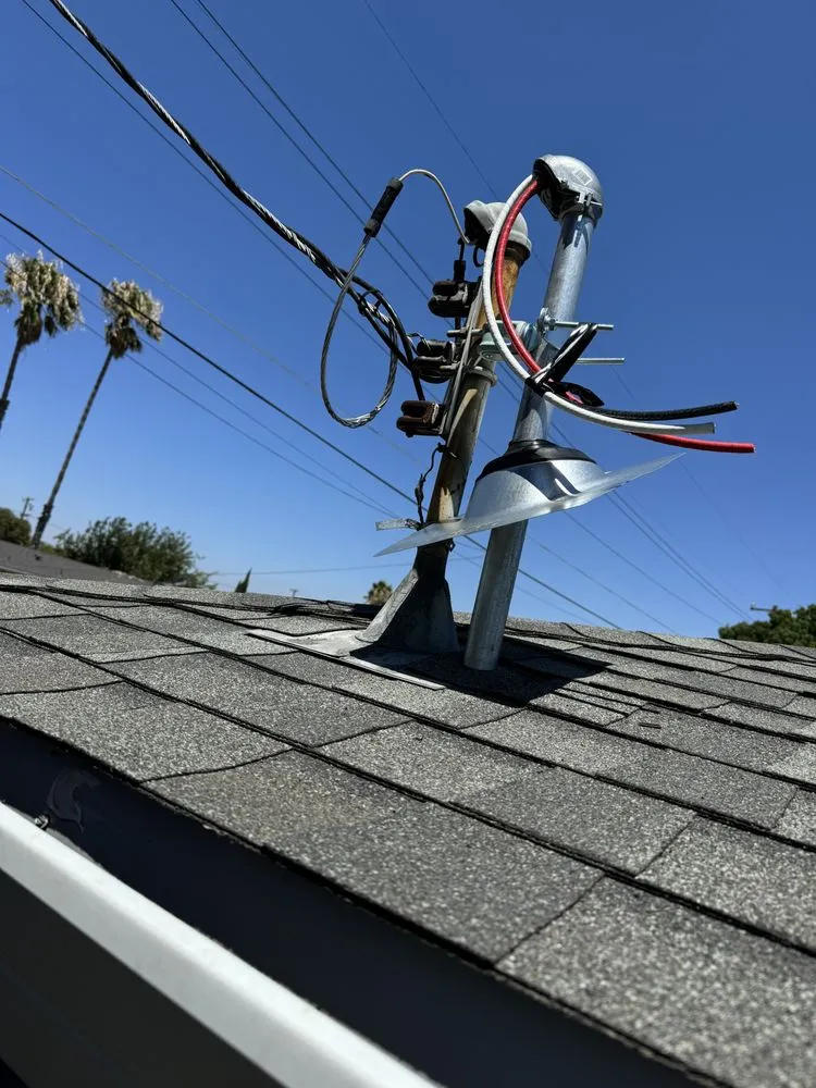 Slide of Delta Wye Electrical Services