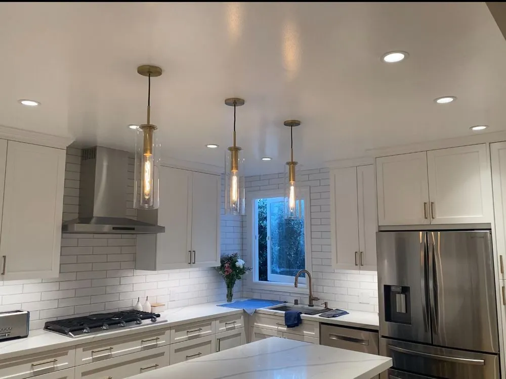 Slide of Delta Wye Electrical Services