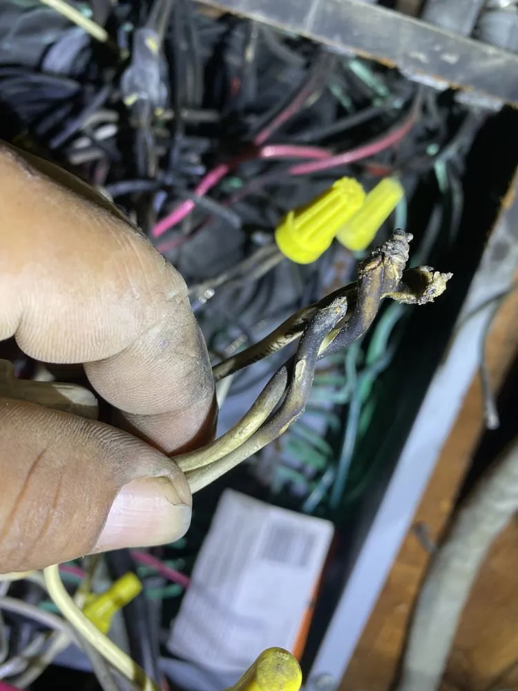 Slide of Delta Wye Electrical Services