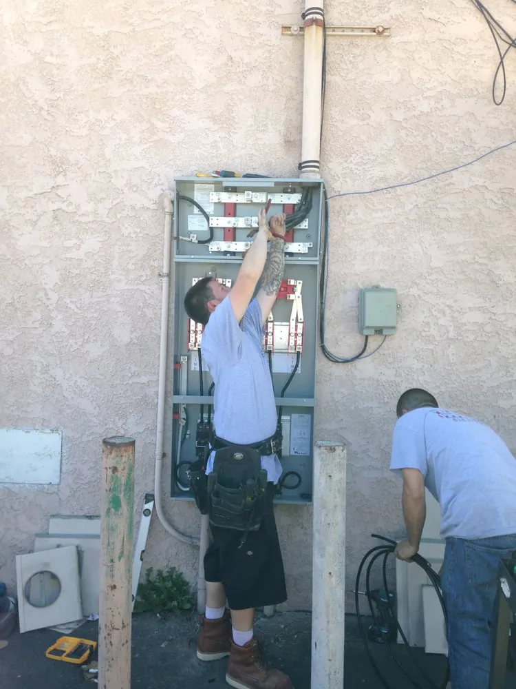 Slide of Deluxe Electric