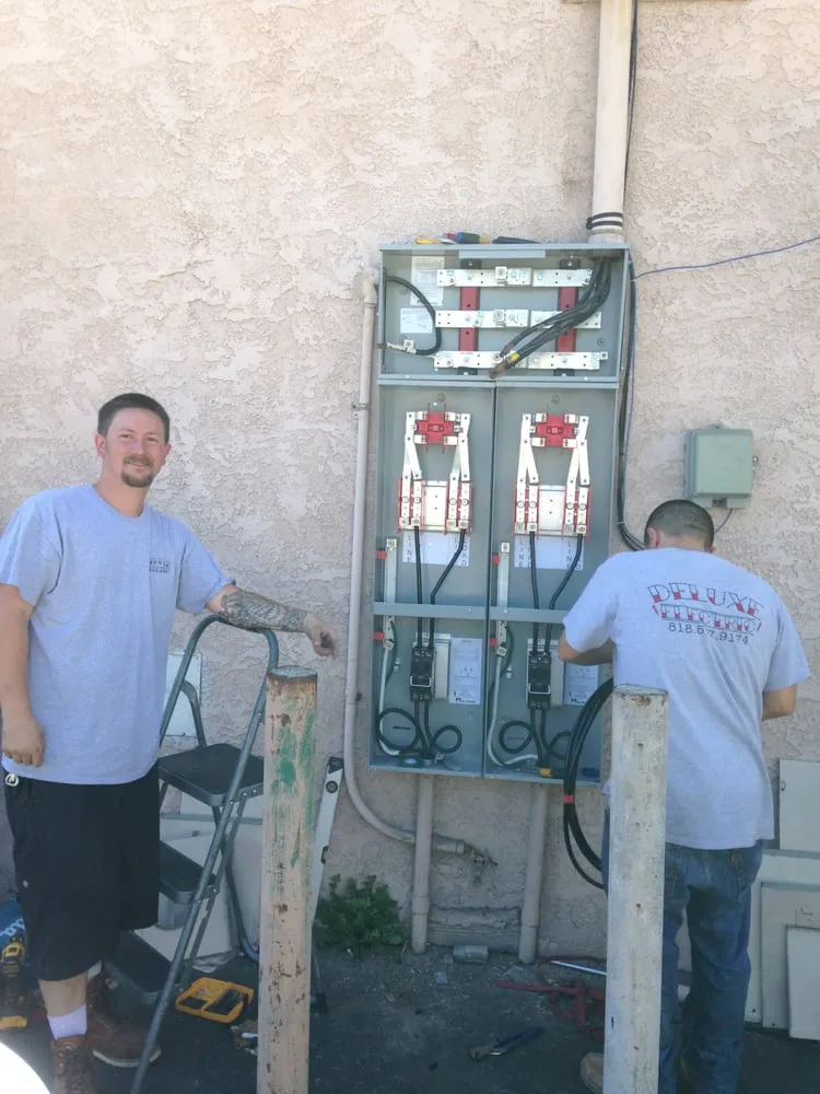 Slide of Deluxe Electric