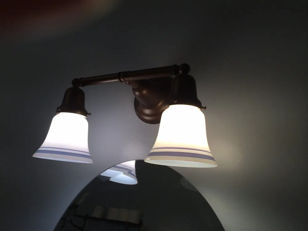 Expert emergency electrical service service in ,  - Deluxe Electric