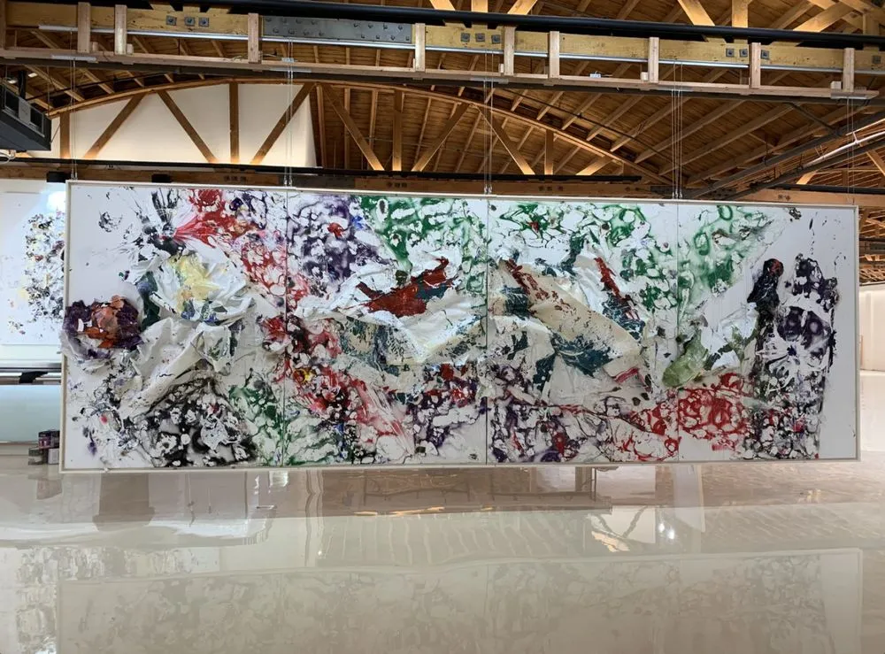 Slide of Deluxe Electric Construction