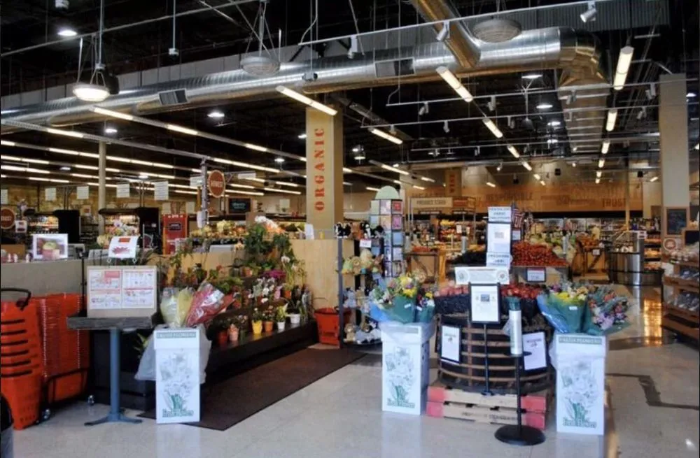 Slide of Deluxe Electric Construction