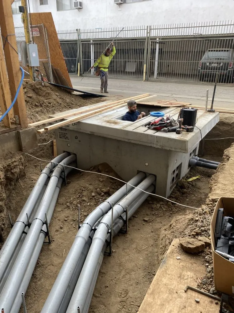 Slide of Deluxe Electric Construction