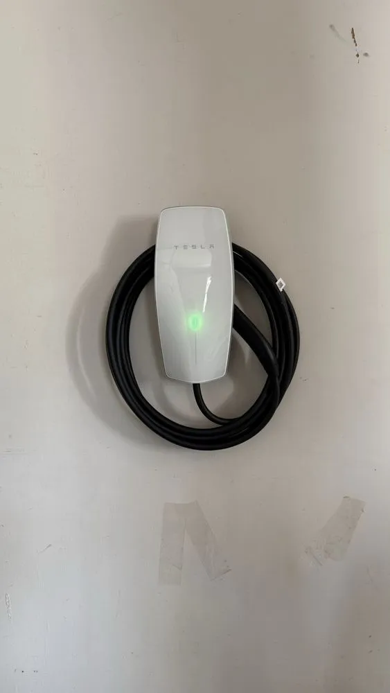 Slide of Deluxe Electrical