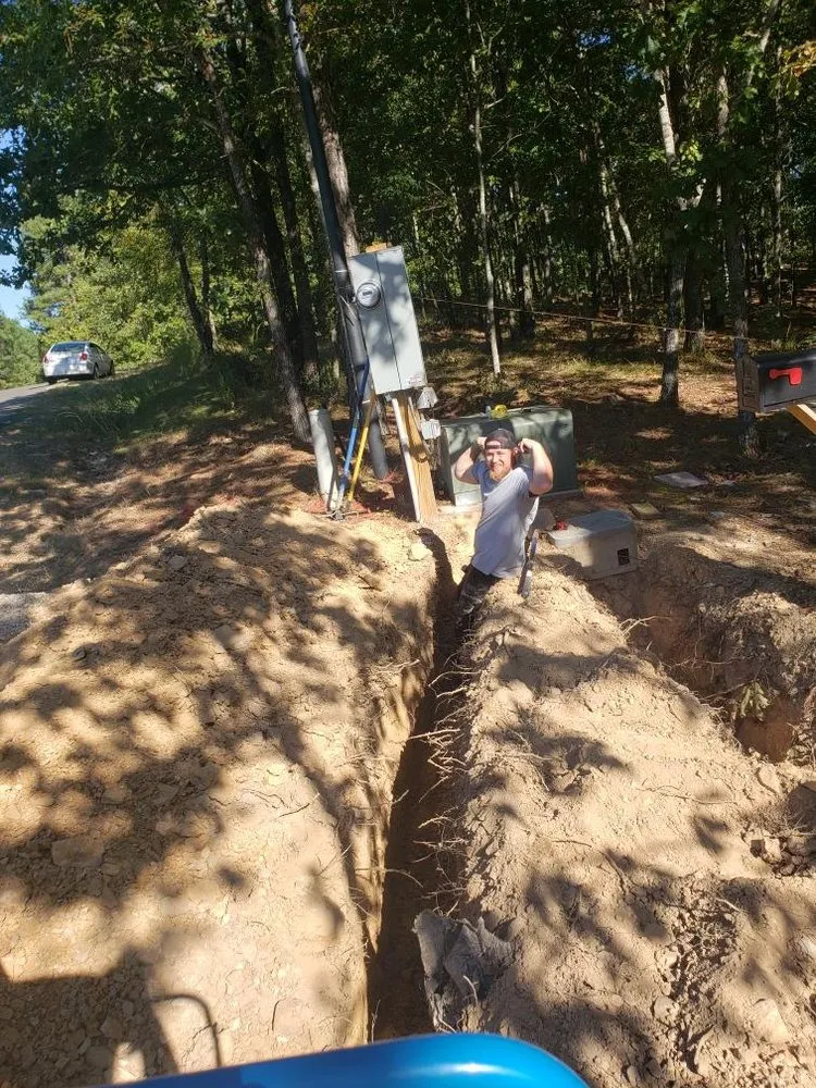 Licensed electrician providing emergency electrical service in Mountain Pine, AR - Demand Electric
