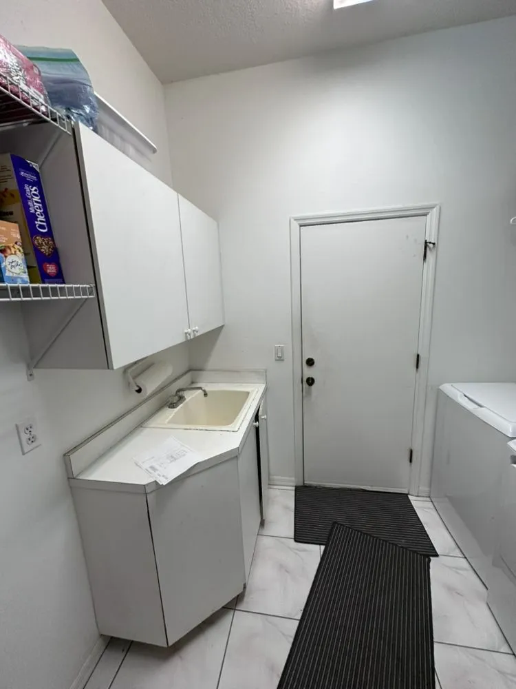 Licensed circuit breaker repair in , by Demolition Kitchen and Disposal