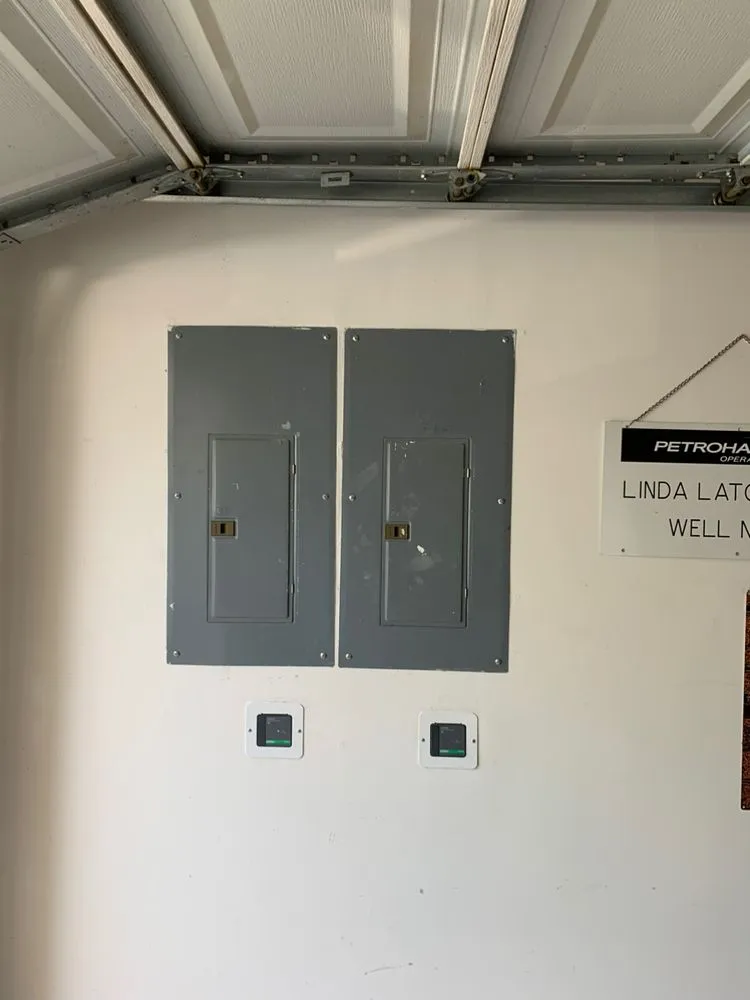 Licensed circuit breaker repair experts serving , - Dempsey Family Electric of Texas