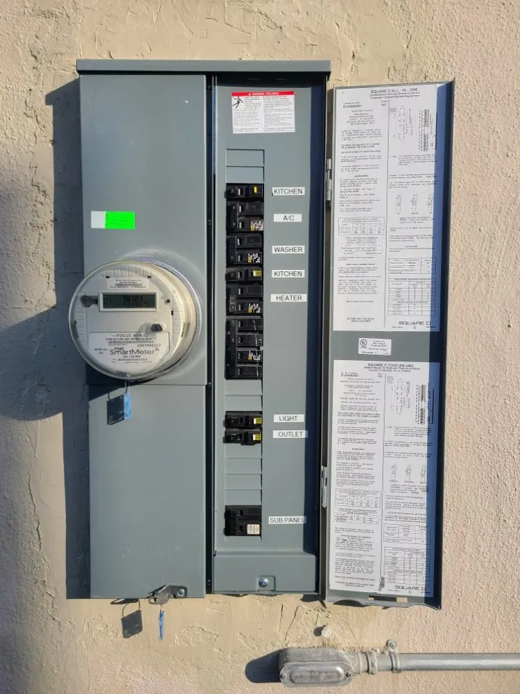 Slide of Den Electric