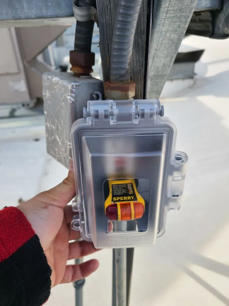 Slide of Den Electric