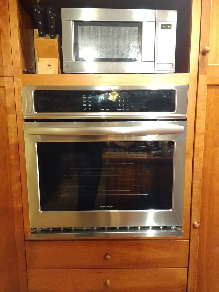 Slide of Denikri Electric