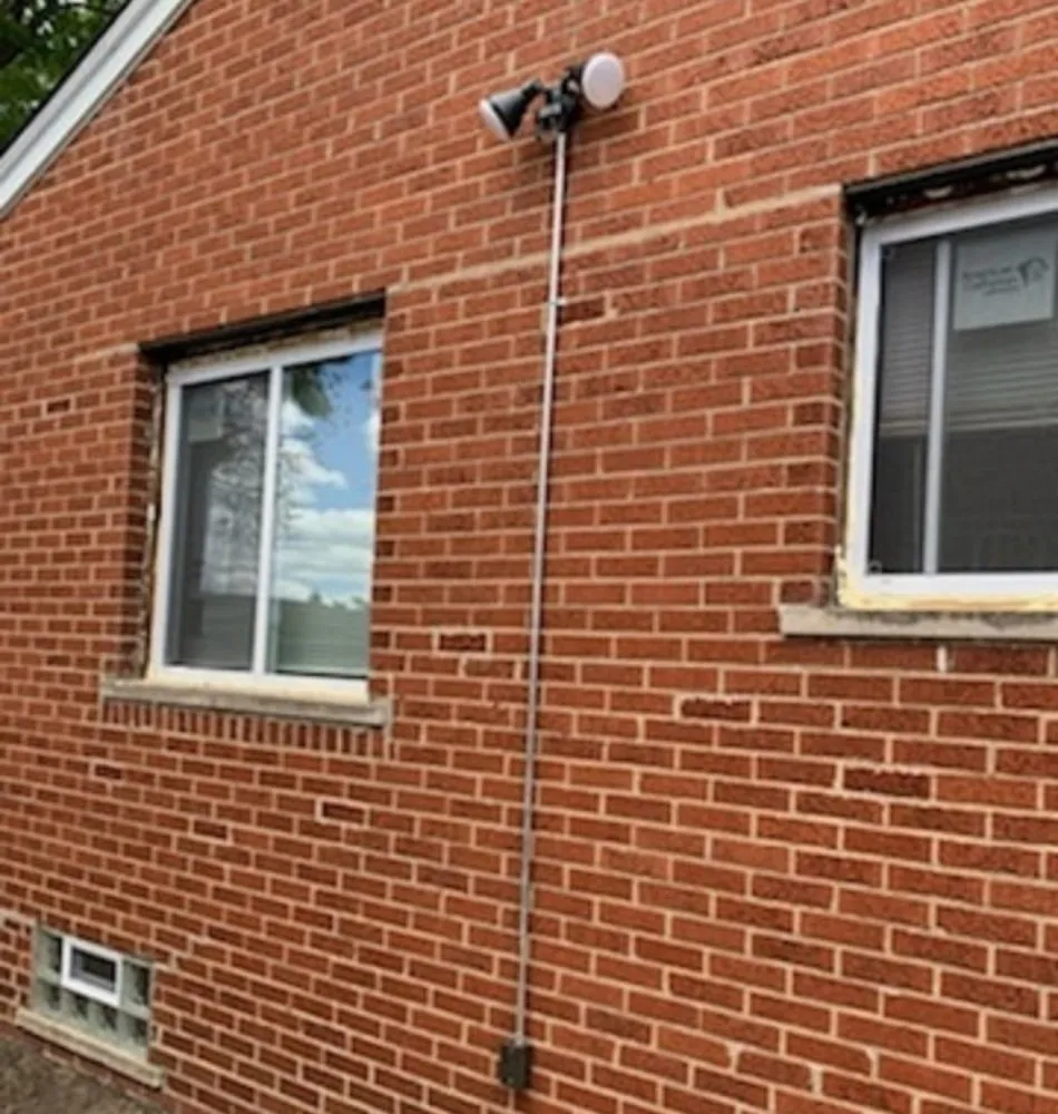 Reliable electrician providing panel upgrade in Redford, MI - Dennis Electric