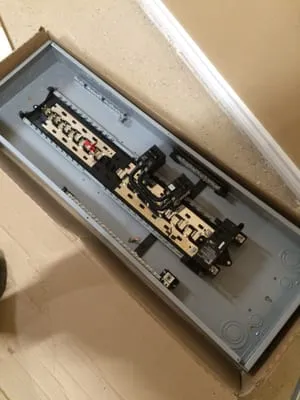 Dennis Fortune Electric Logo