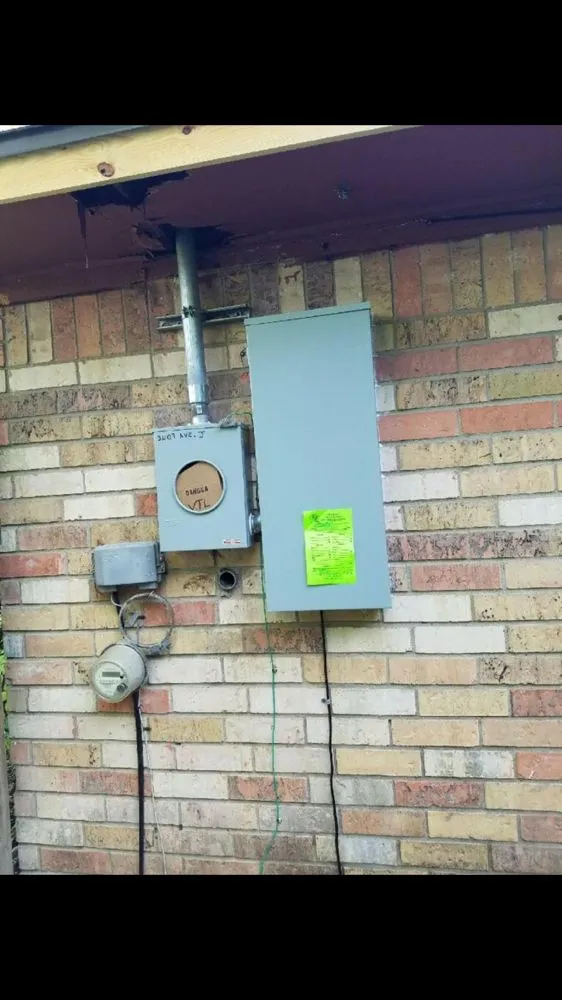 Slide of Dennis Power Electric