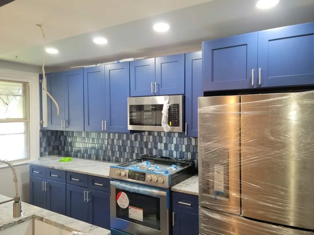 Slide of Denz Eeletric