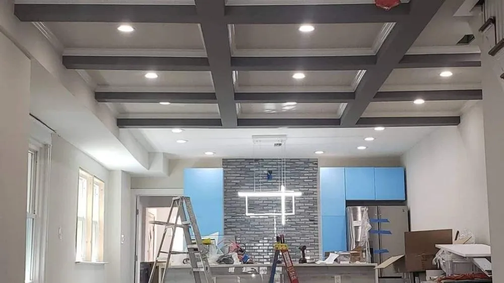 Slide of Denz Eeletric