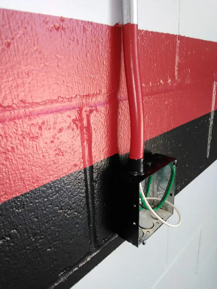 Slide of Deonas Paint Works