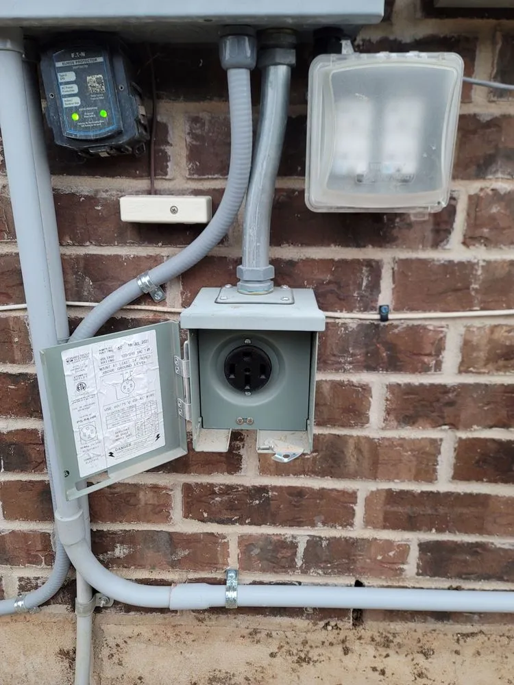 Slide of Derelectric Electrical Services