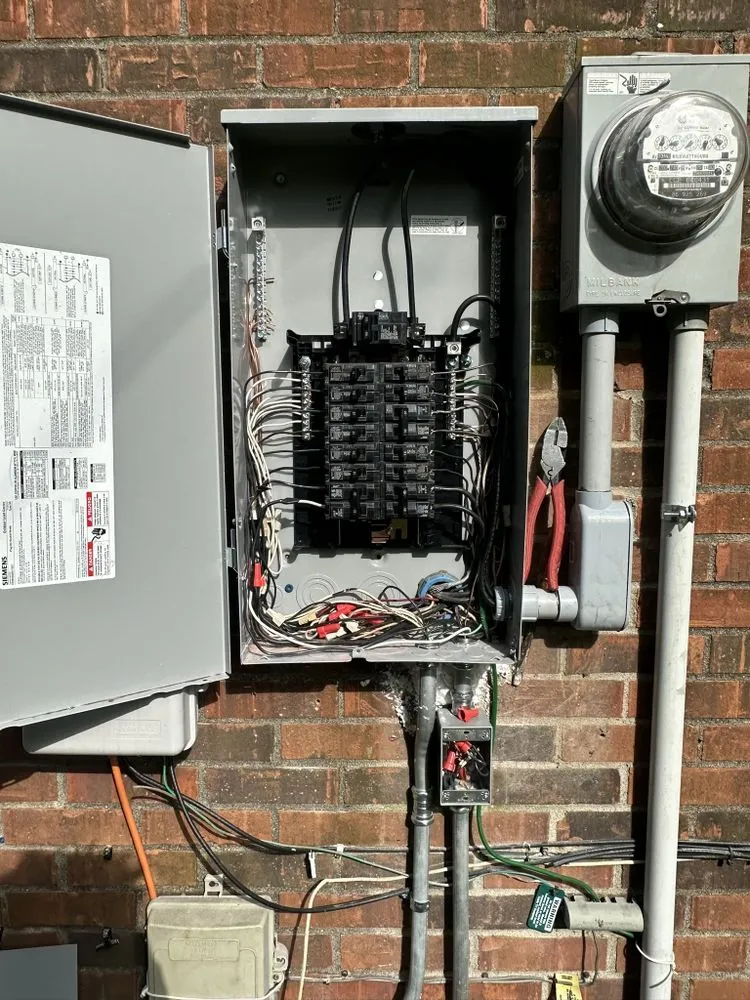 Slide of Derick Electrician