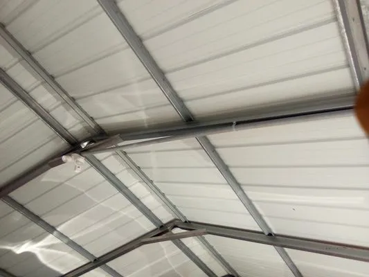 Derrick's Residential Maintenance Logo