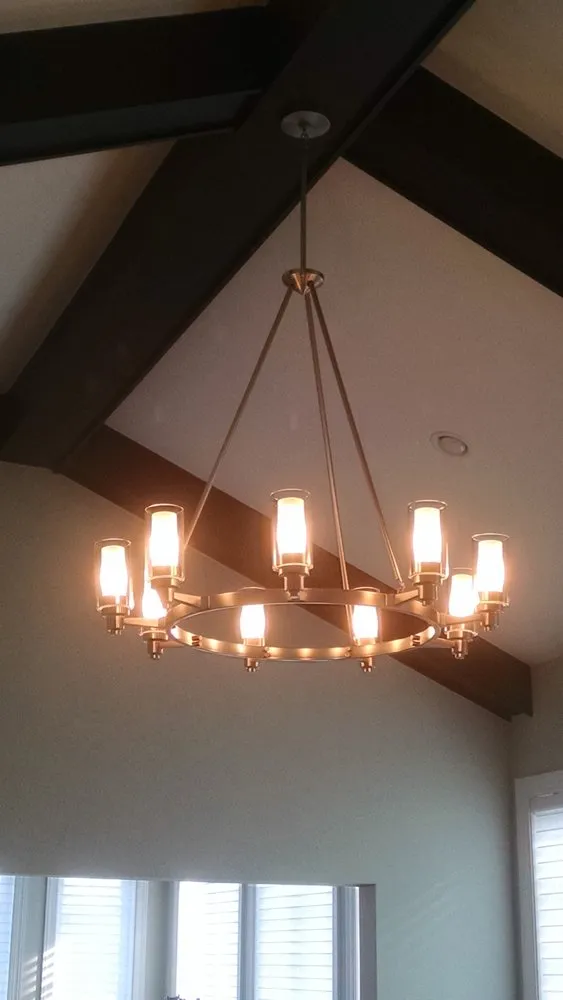 Slide of Des Electric