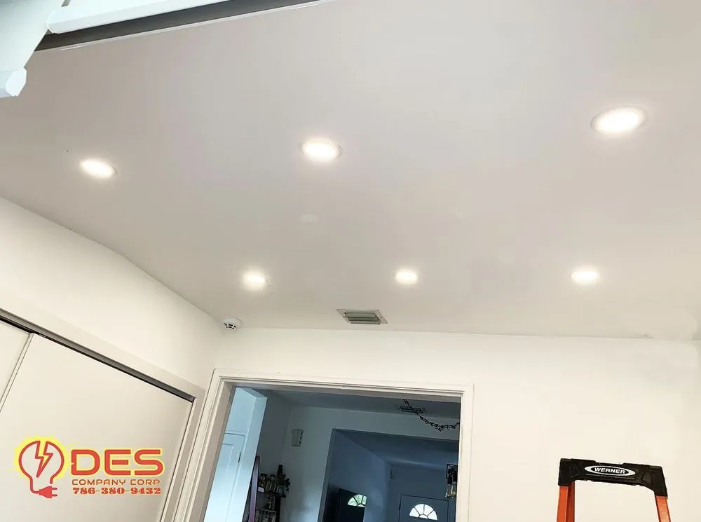 Slide of Des Electrical